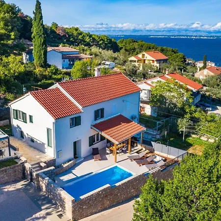 Hébergement de vacances Holiday Lukoran